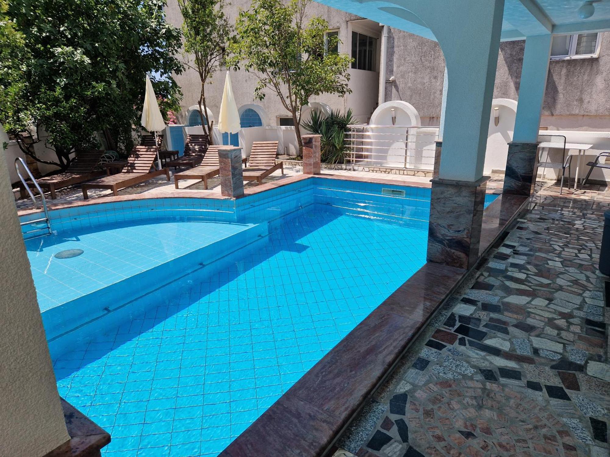 Villa Golf บุดวา ภายนอก รูปภาพ